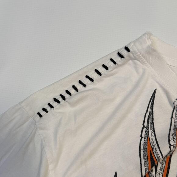 Affliction Shirt Mens XL White Live Fast Winged Cross Skull Graphic Stitching - Picture 4 of 7